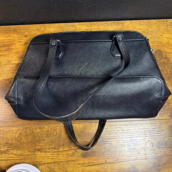 REACTION KENNETH COLE Black Leather Satchel Tote Handbag Purse - Picture 2 of 4